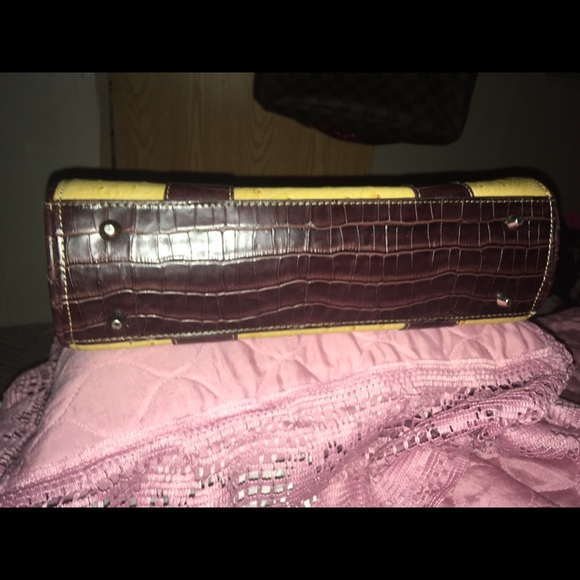 Prada handbag - Picture 4 of 7